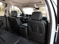 GMC Yukon — interior