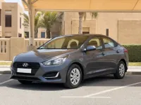 Hyundai Accent — front