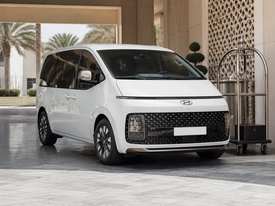 Hyundai Staria — car rental in Dubai