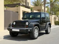 Jeep Wrangler — front