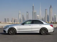 Mercedes-AMG C43 — पार्श्व