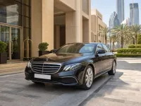 Mercedes-Benz E-класс — спереди