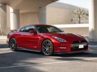 Nissan GT-R — спереди