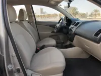 Nissan Sunny — आंतरिक