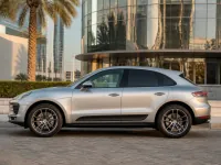 Porsche Macan — сбоку