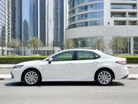 Toyota Camry — side