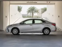 Toyota Corolla — الجانب