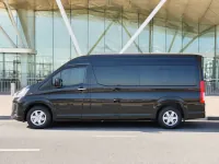 Toyota Hiace — पार्श्व