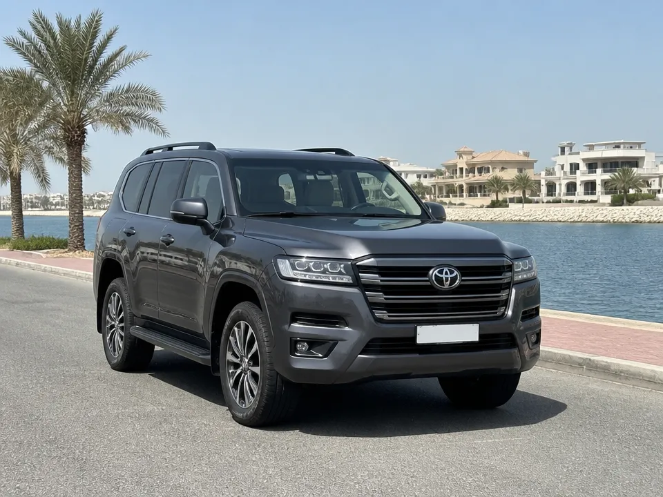 Toyota Land Cruiser — car rental in Dubai