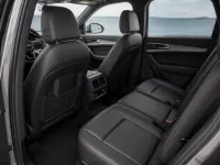 Audi Q7 — interior