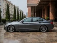 BMW 3 Series — side