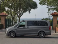 Mercedes-Benz Vito — side