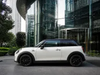 Mini Cooper — side