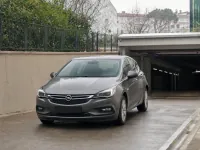 Opel Astra — front