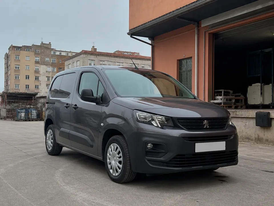 Peugeot Rifter — car rental in Turkey