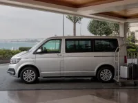 Volkswagen Caravelle — side
