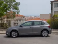 Volkswagen Polo — side