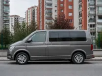 Volkswagen Transporter — side