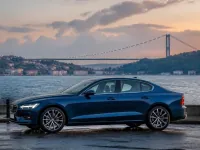 Volvo S60 — side