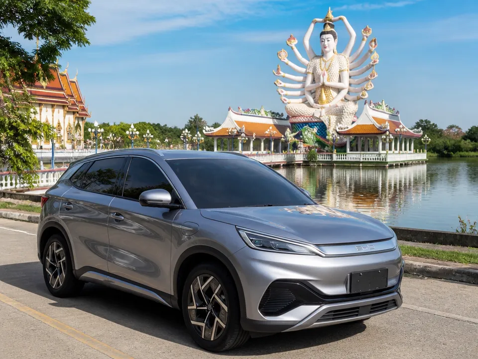 BYD Atto 3 — รถเช่าเกาะสมุย