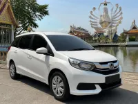 Honda Mobilio — 正面