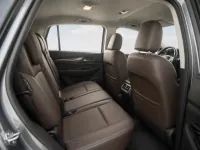 Isuzu MU-X — intérieur
