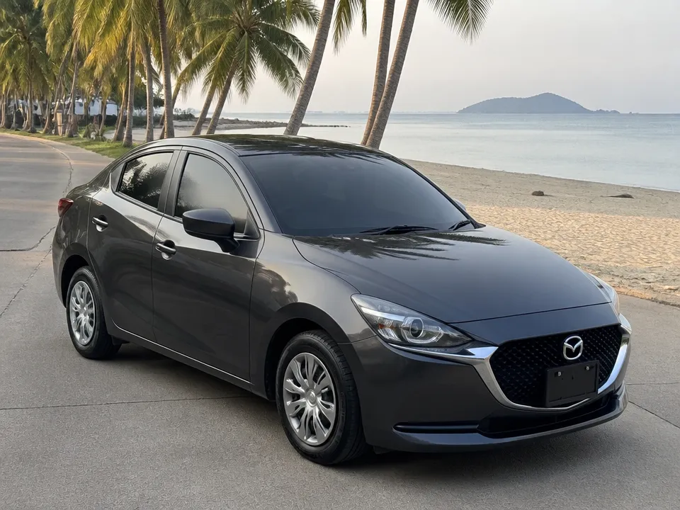Mazda 2 — รถเช่าเกาะสมุย