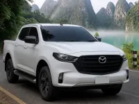 Mazda BT-50 — 正面