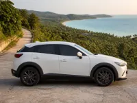 Mazda CX-3 — seitlich