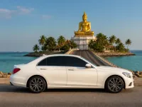 Mercedes-Benz C-Class — 侧面