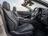 Mercedes-Benz E-Class Cabriolet — פנים