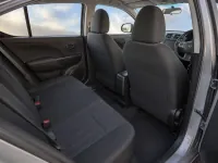 Nissan Almera — interior