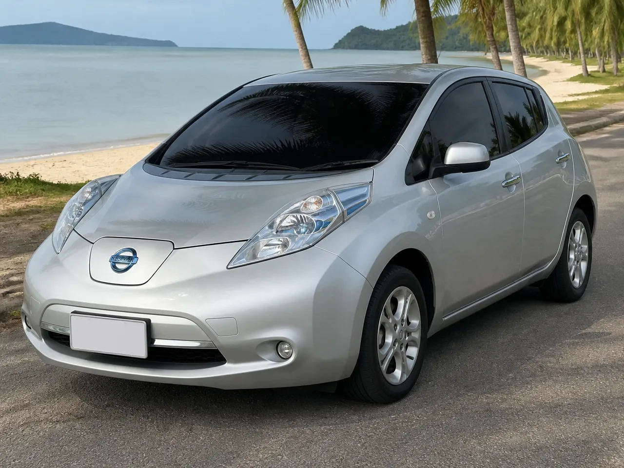 Nissan Leaf — front