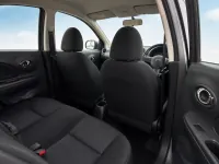Nissan March — Innenraum