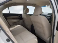 Suzuki Ciaz — intérieur