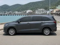 Toyota Avanza — צד