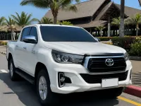 Toyota Hilux Revo — спереди