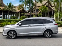 Toyota Veloz — ด้านข้าง