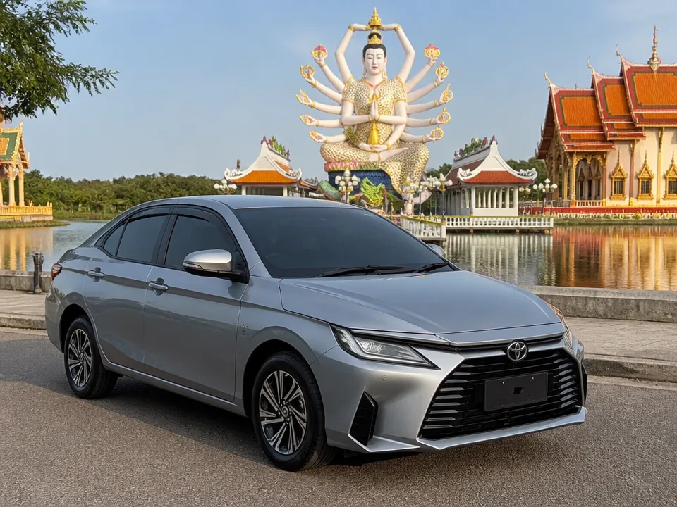 Toyota Yaris Ativ — รถเช่าเกาะสมุย