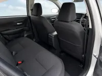 Toyota Yaris Ativ — Innenraum