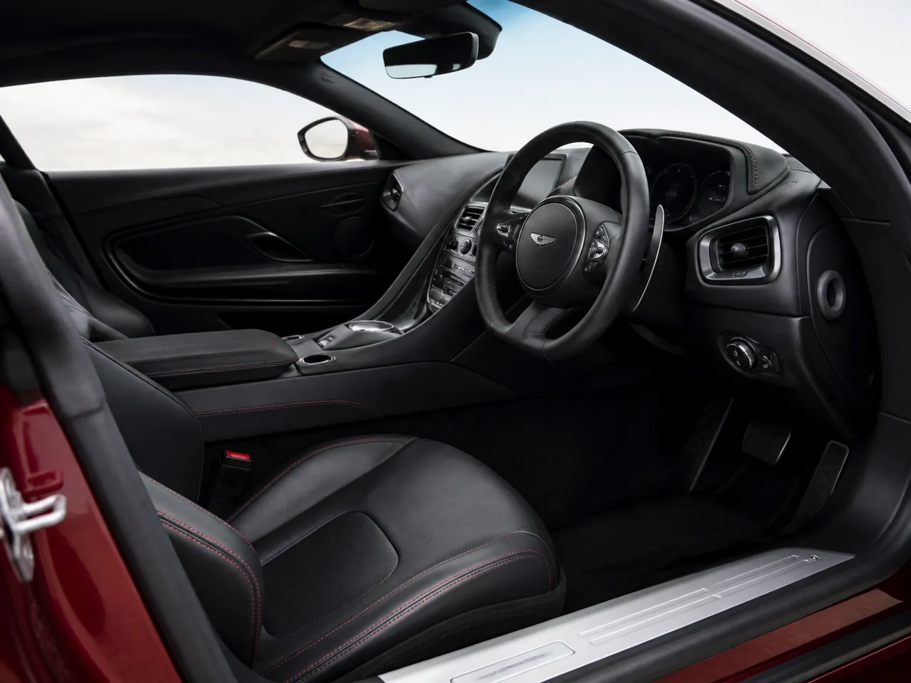 Aston Martin DB11 — interior