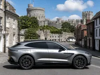 Aston Martin DBX707 — laterale