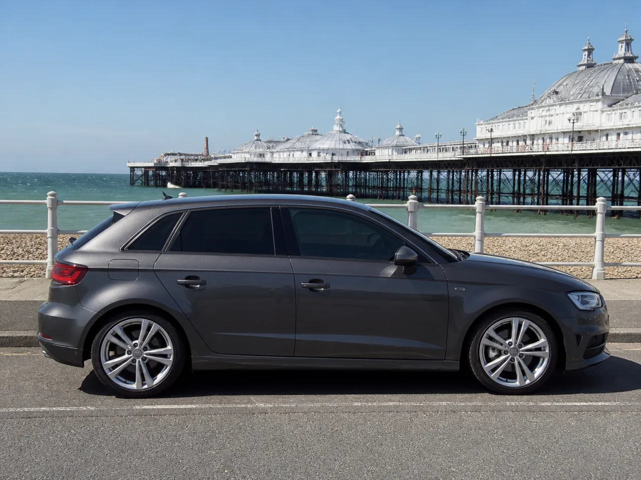 Audi A3 — side