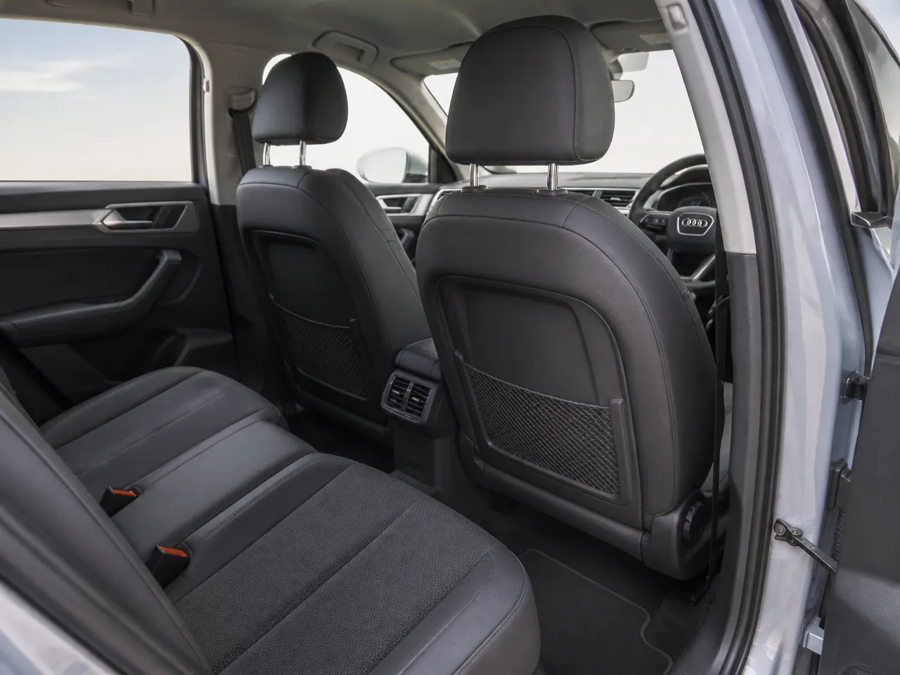 Audi Q3 — intérieur