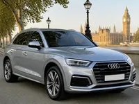 Audi Q5 — 正面