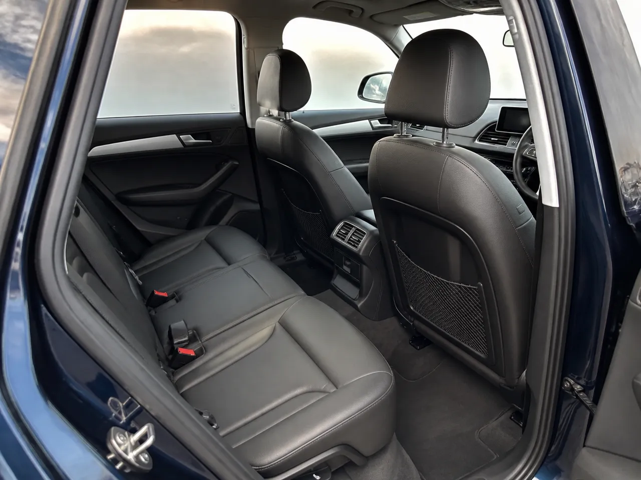 Audi Q5 — 内饰