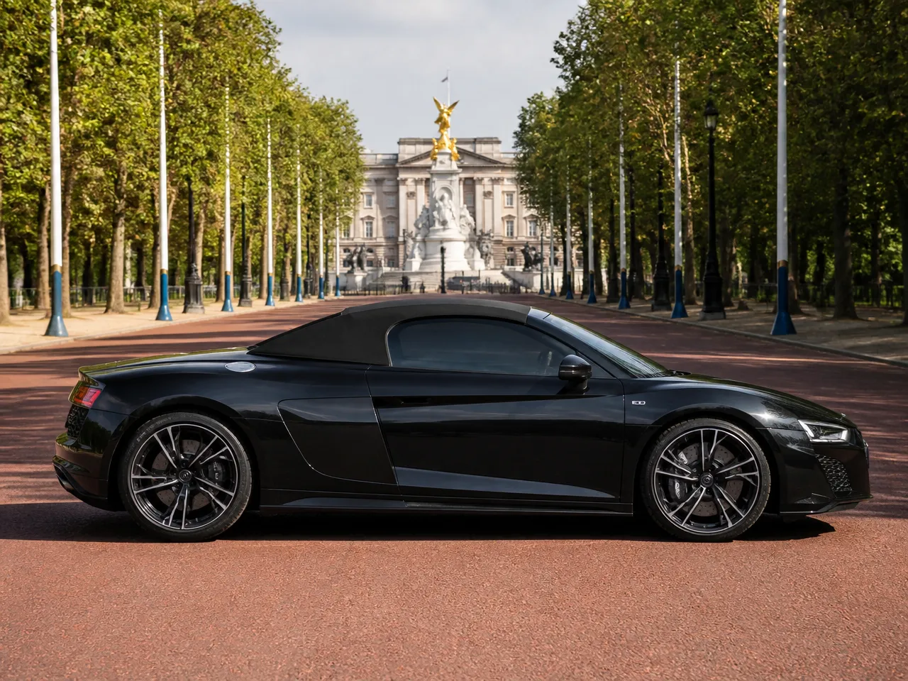 Audi R8 Spyder — profil