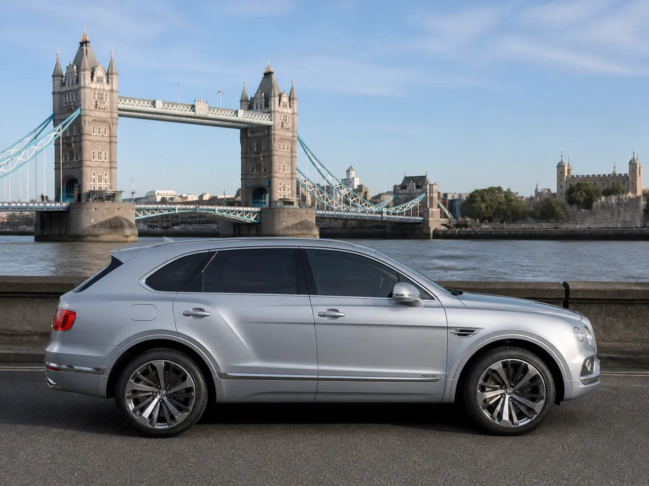 Bentley Bentayga — צד