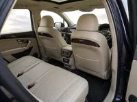 Bentley Bentayga — פנים