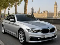 BMW 5 Series — vorn